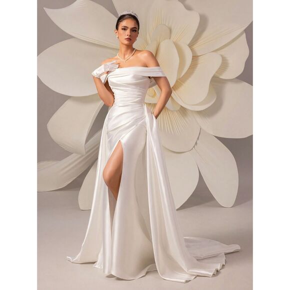 Wedding Dress Luxury Simple Wedding gown White Off Shoulder Wedding Gown NWT - Picture 5 of 10